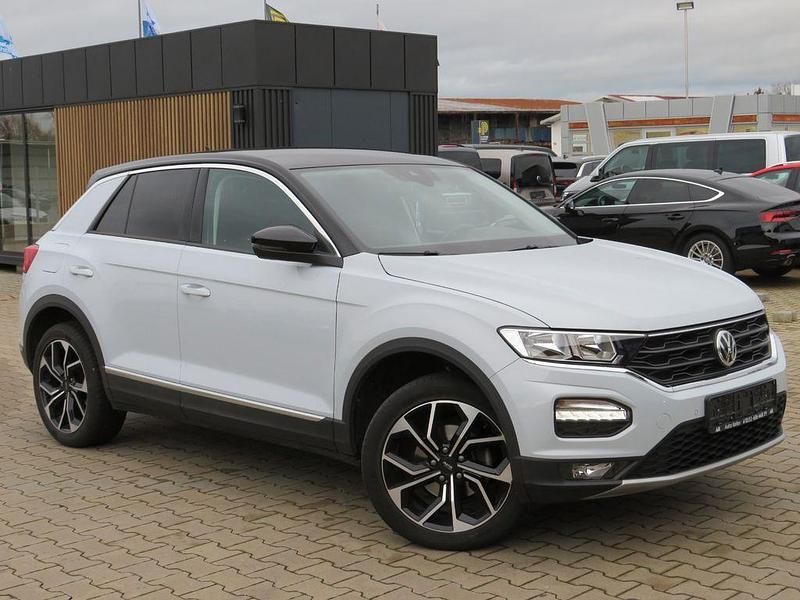 Gebraucht VW T-Roc Style 150 PS (110 kW) 2019 Grau SUV