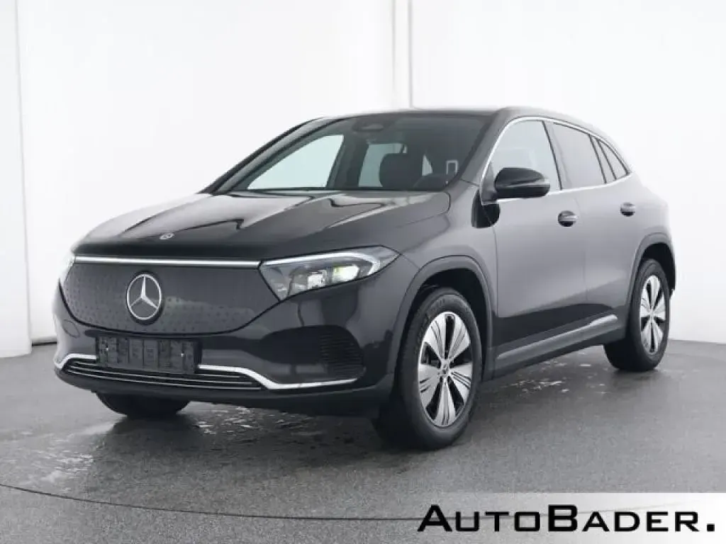Gebraucht Mercedes EQA250 139 kW (190 PS) 2025 191 lack kosmosschwarz (metallic) SUV