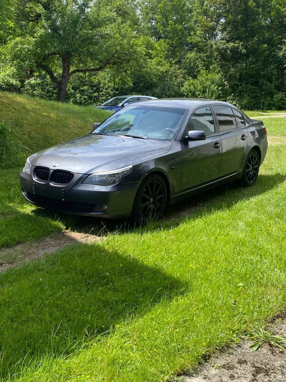 Gebraucht 2007 BMW 523 Limousine | 3.800 € (Superpreis) - Bild 1/4