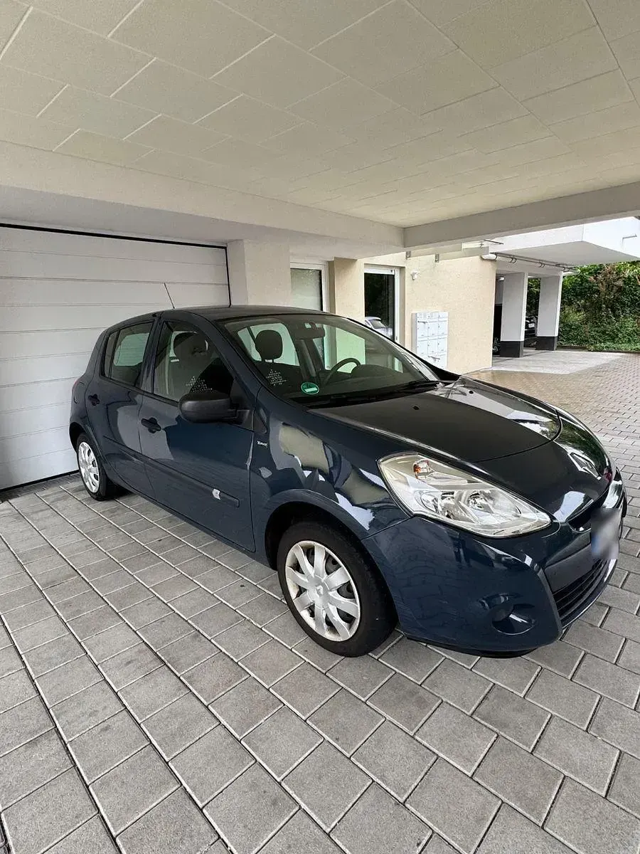 Gebraucht Renault Clio Expression 75 PS (55 kW) 2012 Blau Kleinwagen