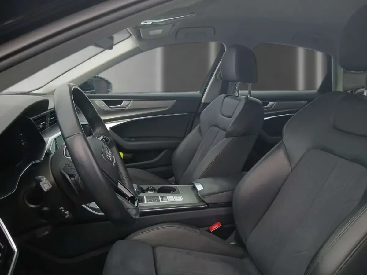 Gebraucht Audi A6 Sport 299 PS (219 kW) 2023 Firmamentblau metallic Limousine