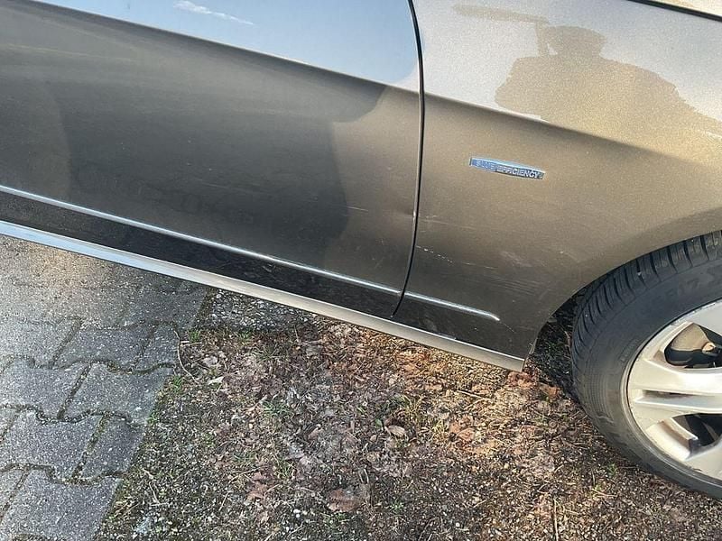 Gebraucht Mercedes E300 204 PS (150 kW) 2010 Grau Limousine