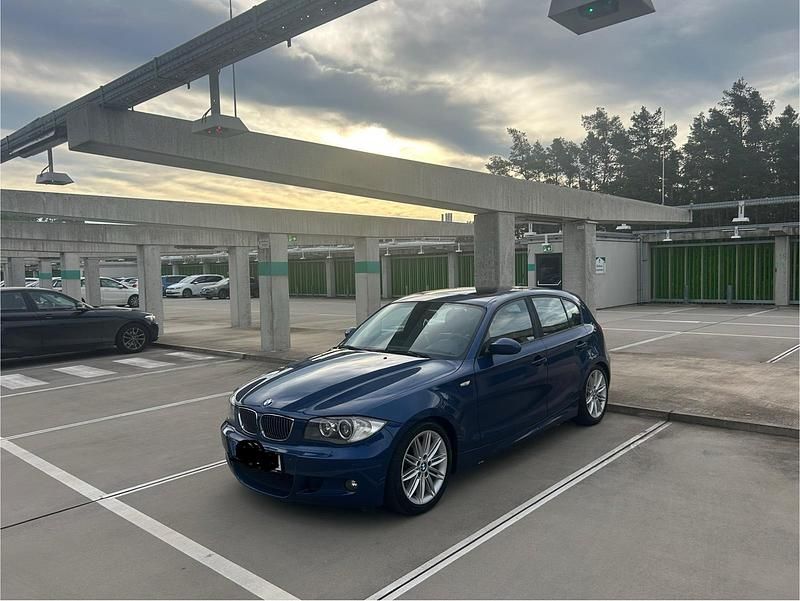 Blau Gebraucht 2006 BMW 130 M Sport Kleinwagen | 8.000 € (Superpreis) - Bild 1/4