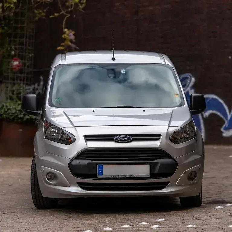 Gebraucht Ford Tourneo Connect 120 PS (88 kW) 2017 Silber Van / Kleinbus