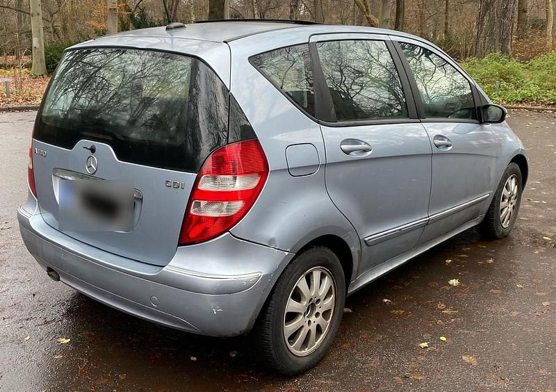 Gebraucht Mercedes A180 Elegance 109 PS (80 kW) 2006 Blau Kleinwagen