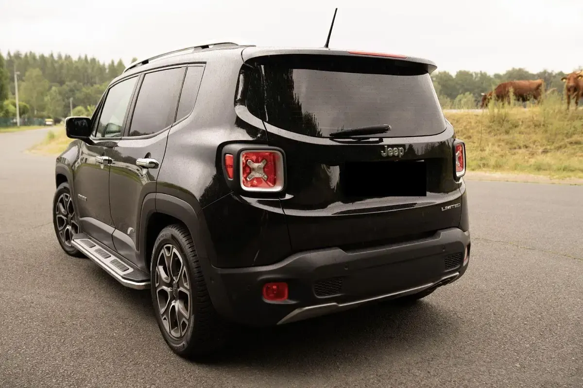 Gebraucht Jeep Renegade Limited 120 PS (88 kW) 2016 Schwarz SUV