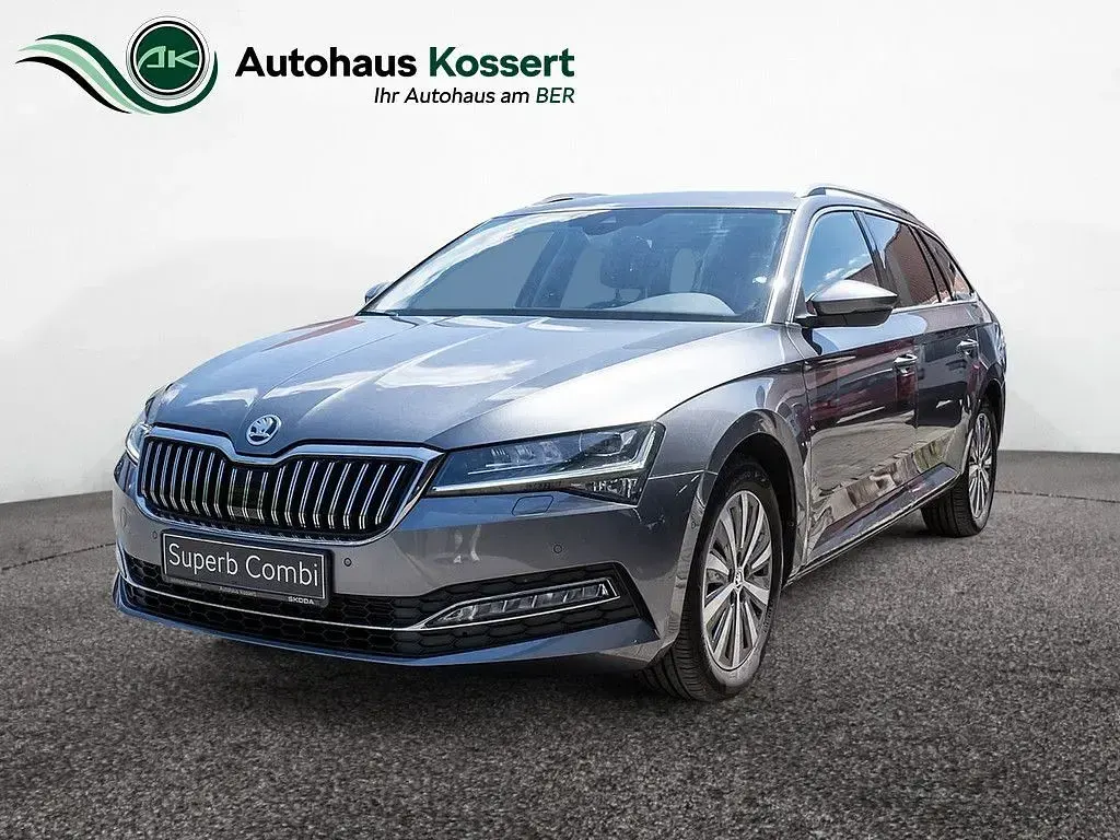 Gebraucht Skoda Superb Style 200 PS (147 kW) 2023 Kombi
