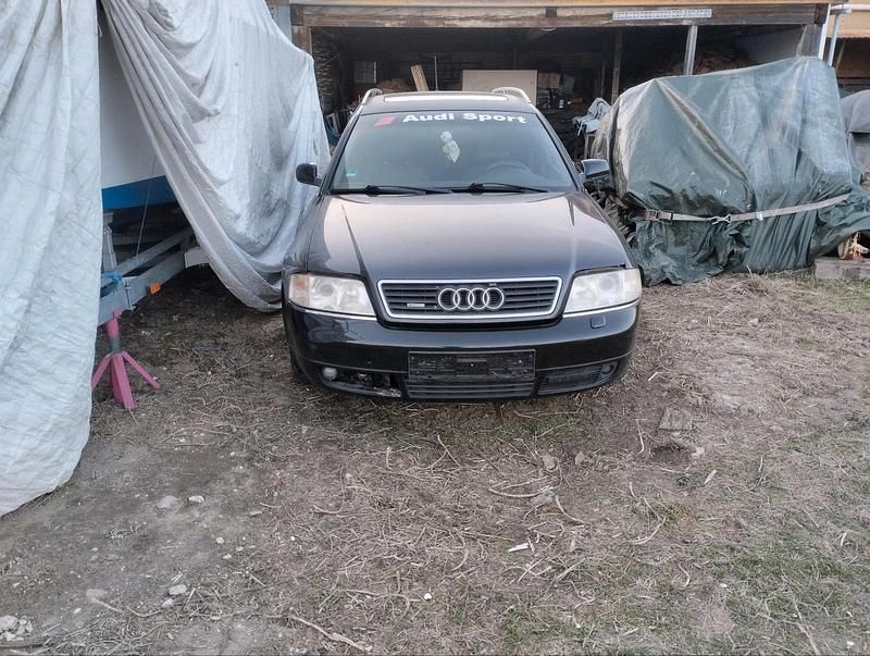 Schwarz Gebraucht 1999 Audi A6 Kombi | 400 € (Guter Preis) - Bild 1/4