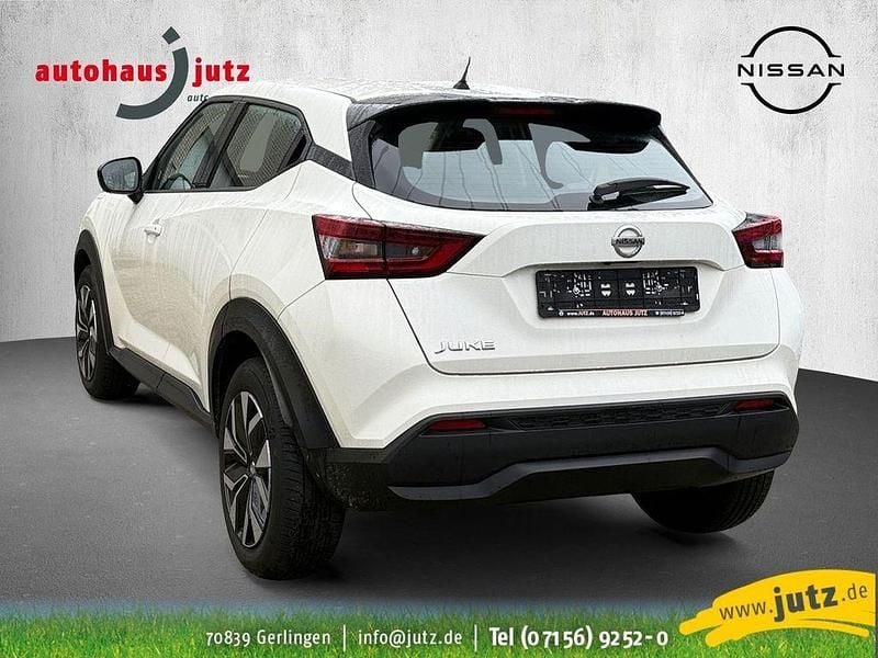 Gebraucht Nissan Juke Acenta 114 PS (83 kW) 2021 Weiß SUV