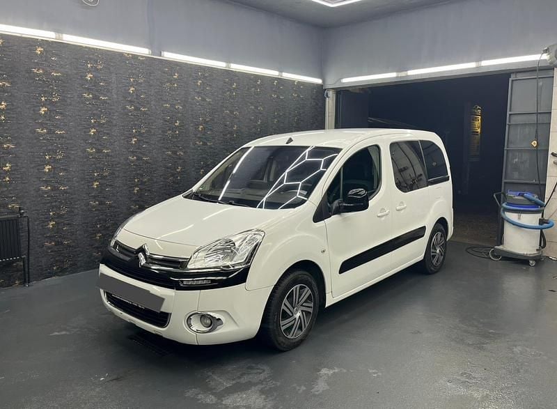 Weiß Gebraucht 2013 Citroën Berlingo Van / Kleinbus | 7.800 € (Fairer Preis) - Bild 1/4