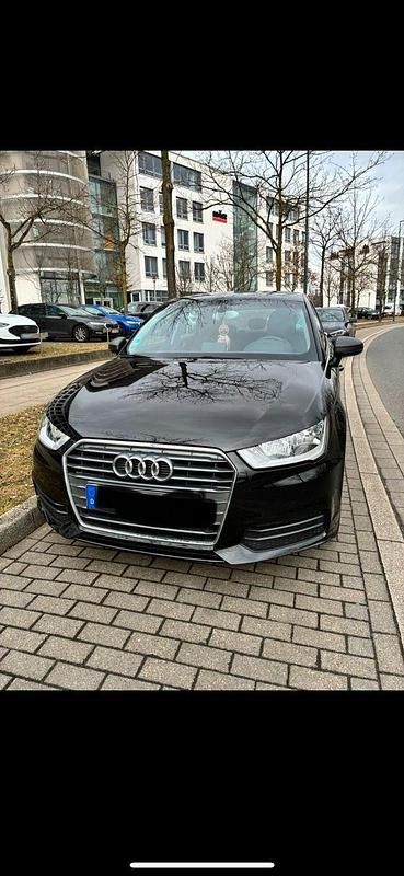 Gebraucht Audi A1 Sportback 95 PS (69 kW) 2016 Schwarz Kleinwagen