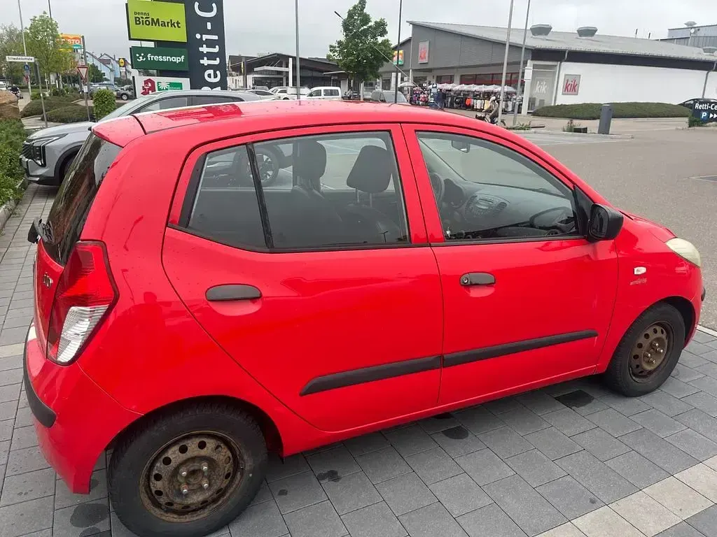 Gebraucht Hyundai i10 Style 67 PS (49 kW) 2010 Rot Kleinwagen