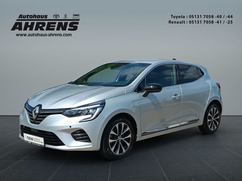 Platingrau metallic Gebraucht 2022 Renault Clio V Techno Kleinwagen | 16.800 € (Fairer Preis) - Bild 1/4