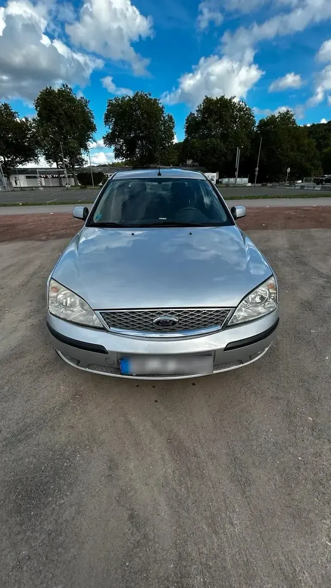 Gebraucht Ford Mondeo 110 PS (80 kW) 2006 Grau Limousine