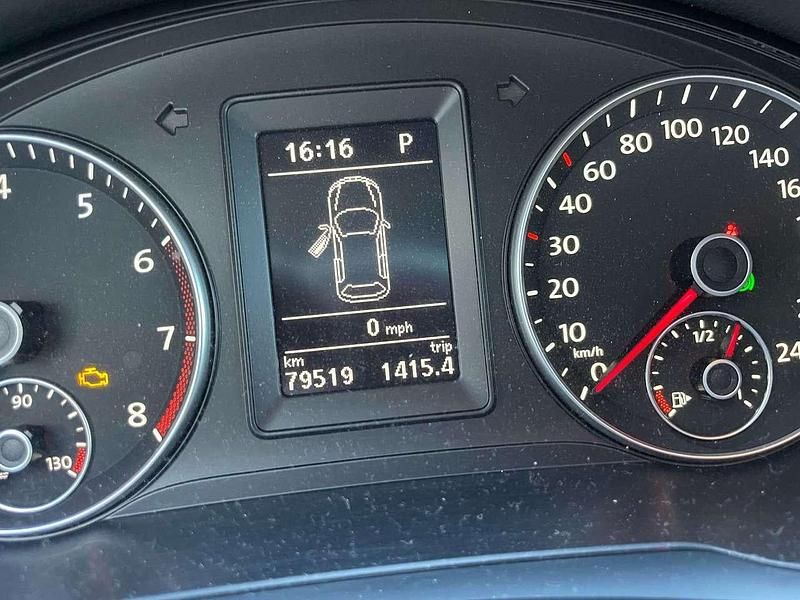 Grau Gebraucht 2011 VW Golf Plus Cross Style Van / Kleinbus | 8.500 € (Fairer Preis) - Bild 1/4