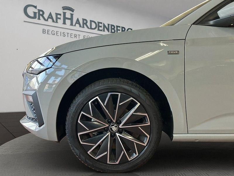 Gebraucht Skoda Scala Selection 116 PS (85 kW) 2025 Grau Kleinwagen