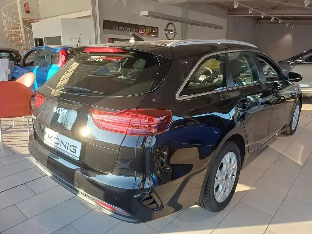 Gebraucht Kia Ceed Sportswagon Vision 140 PS (102 kW) 2025 Schwarz Kombi