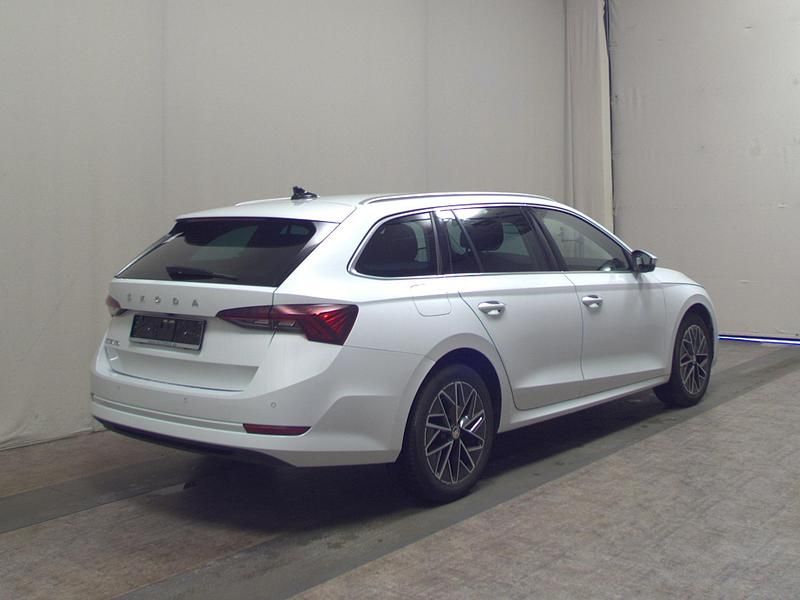 Second-hand Skoda Octavia Style 150 CP (110 kW) 2022 Alb Break