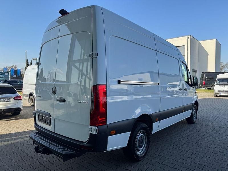 Gebraucht Mercedes Sprinter 170 PS (125 kW) 2024 Weiß Van