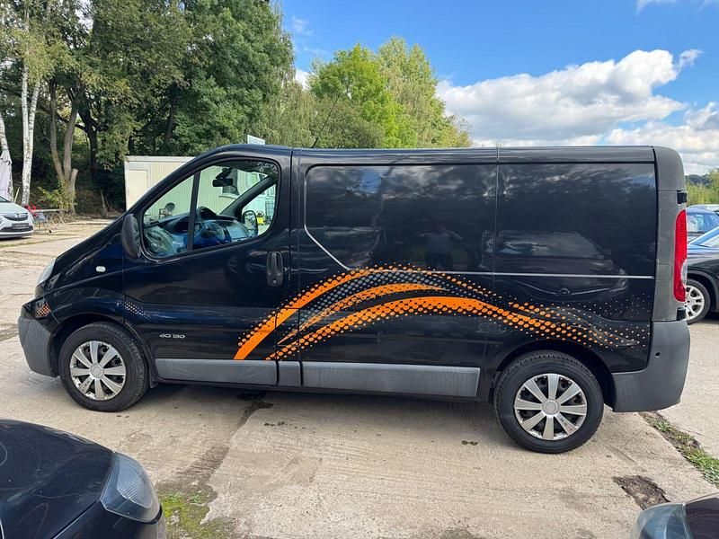Gebraucht Renault Trafic 145 PS (106 kW) 2011 Schwarz Van / Kleinbus