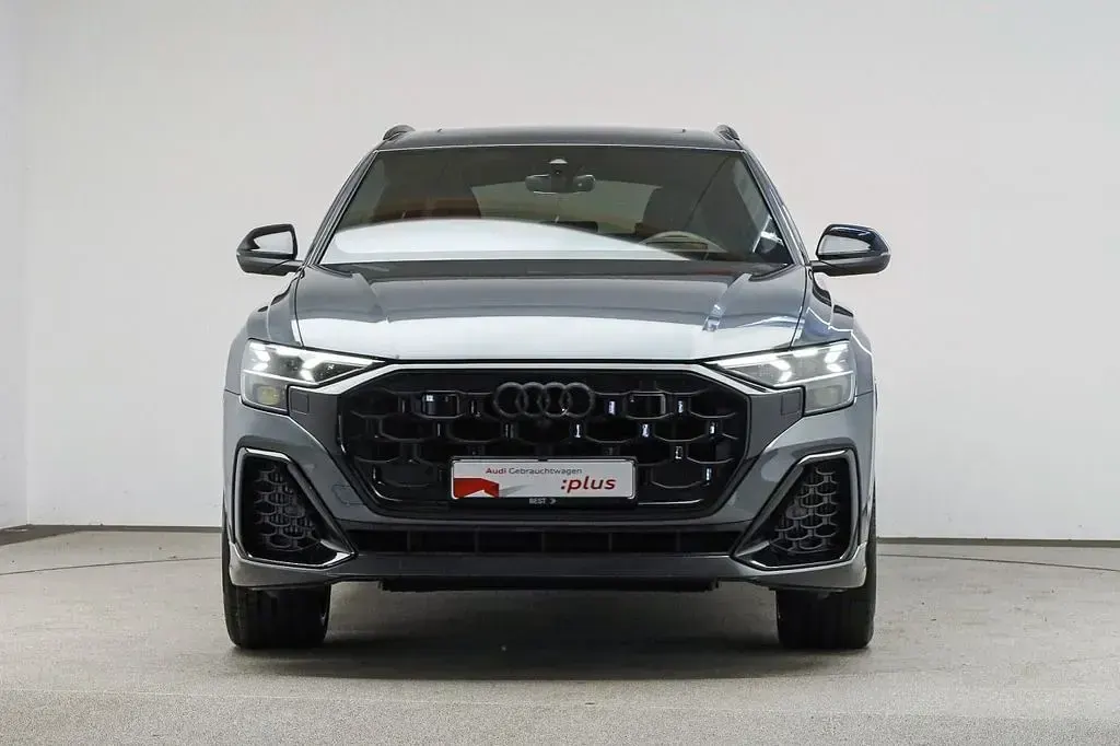 Gebraucht Audi SQ8 Sport 507 PS (372 kW) 2025 Daytonagrau perleffekt SUV