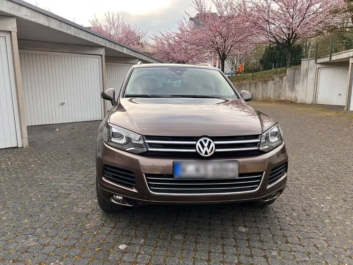 Gebraucht VW Touareg 280 PS (205 kW) 2011 Braun SUV