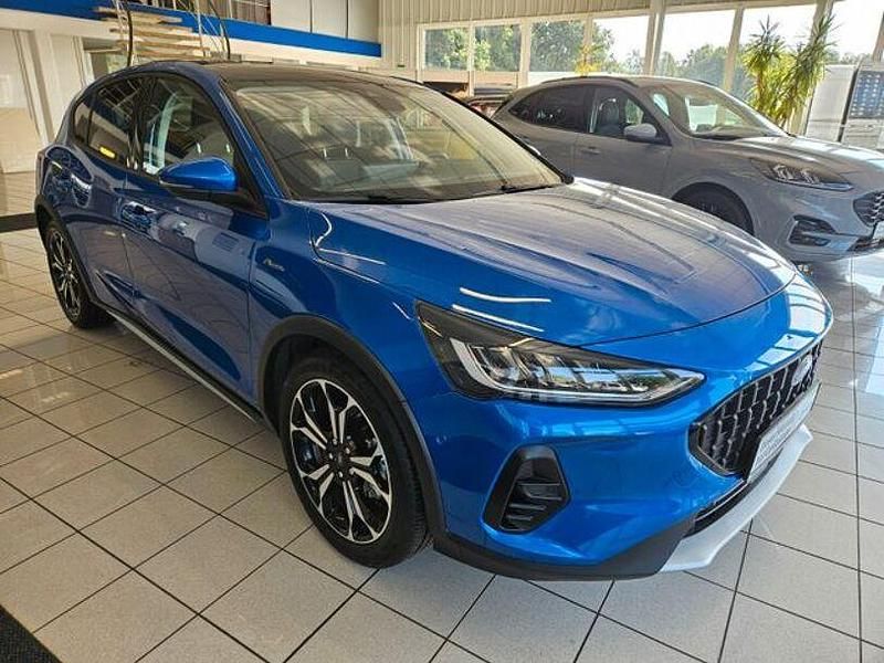 Gebraucht Ford Focus Active X 155 PS (114 kW) 2024 Blau Limousine