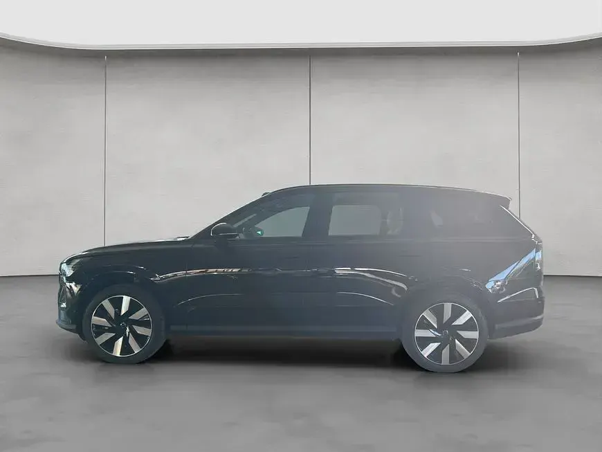 Gebraucht Volvo EX90 Core 205 kW (279 PS) 2025 Onyx black metallic 717 SUV