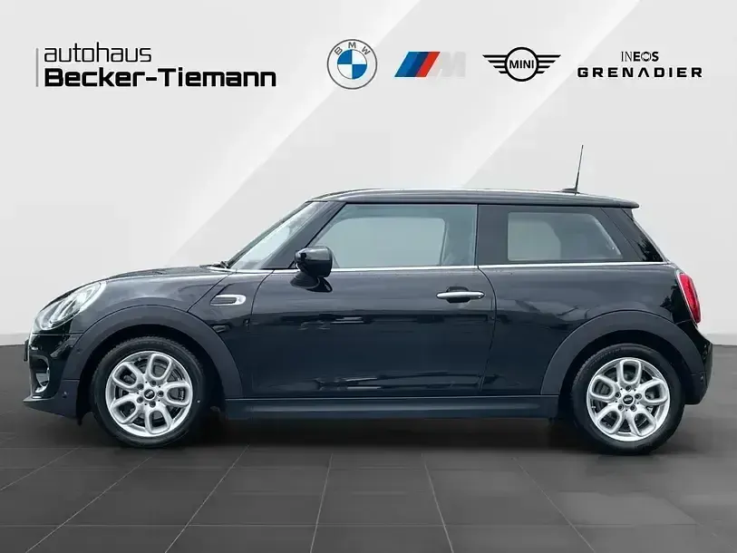Gebraucht Mini ONE Chili 102 PS (75 kW) 2021 Midnight black Kleinwagen