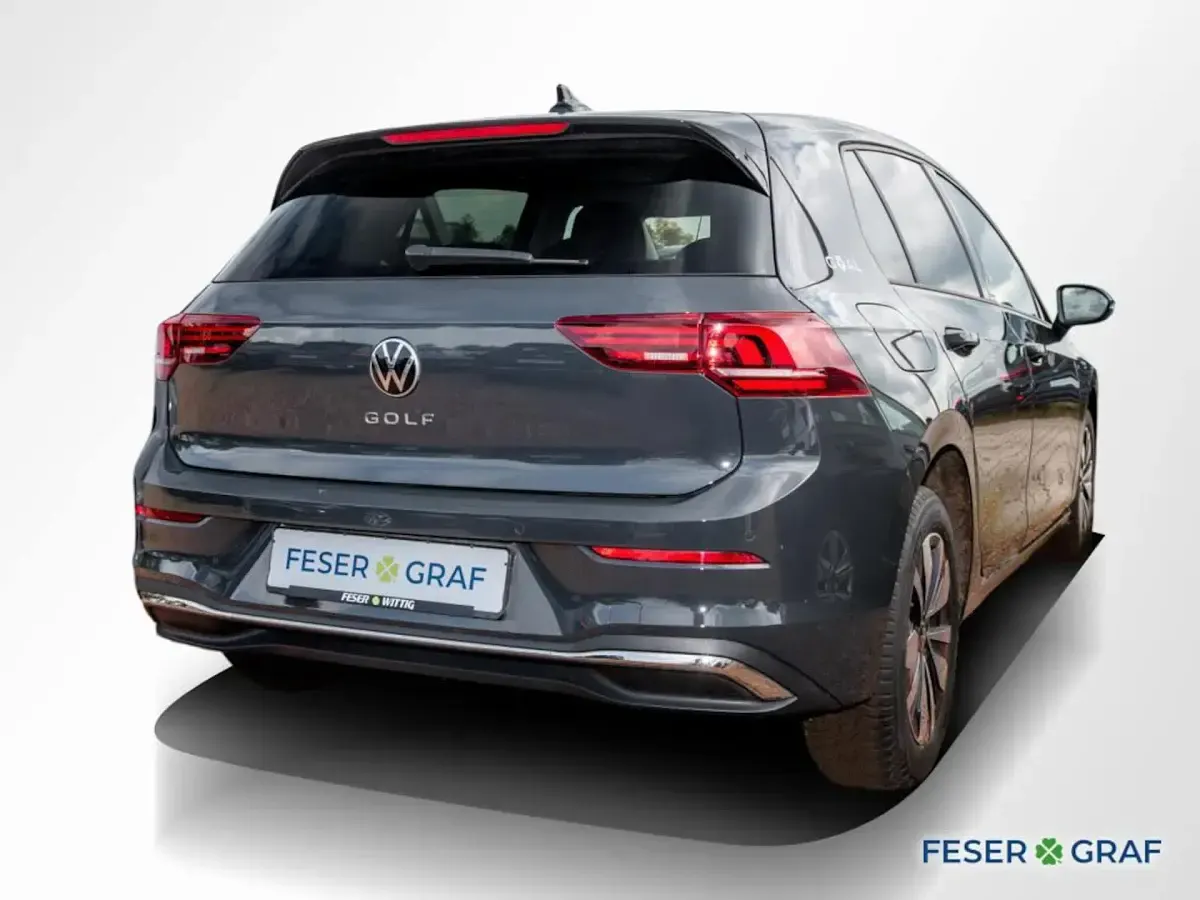 Gebraucht VW Golf VIII Life 116 PS (85 kW) 2025 Uranograu Limousine