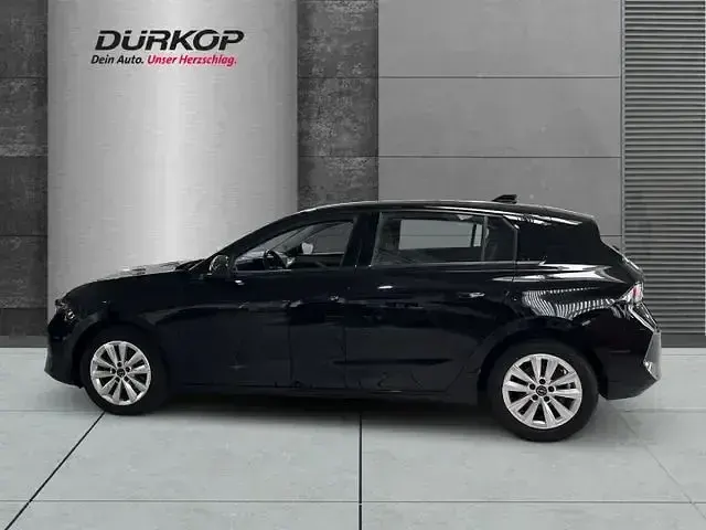 Gebraucht Opel Astra Enjoy 110 PS (80 kW) 2023 Schwarz Kleinwagen