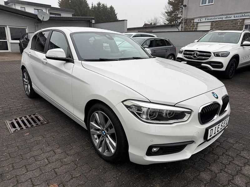 Gebraucht BMW 118 Advantage 150 PS (110 kW) 2017 Weiß Kleinwagen