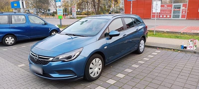 Blau Gebraucht 2017 Opel Astra Kombi | 6.500 € (Superpreis) - Bild 1/4
