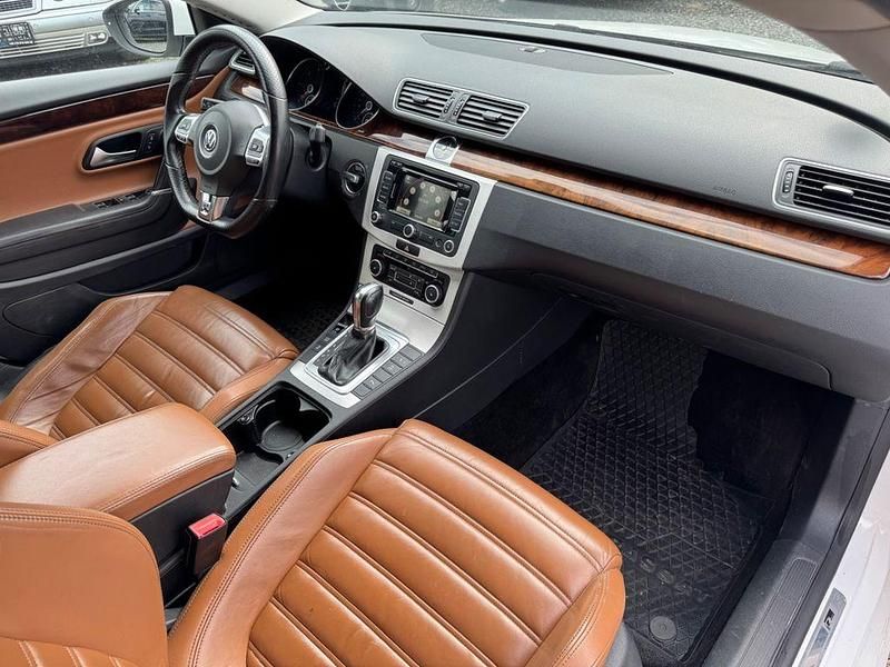 Gebraucht VW CC R-line 170 PS (125 kW) 2011 Weiß Limousine