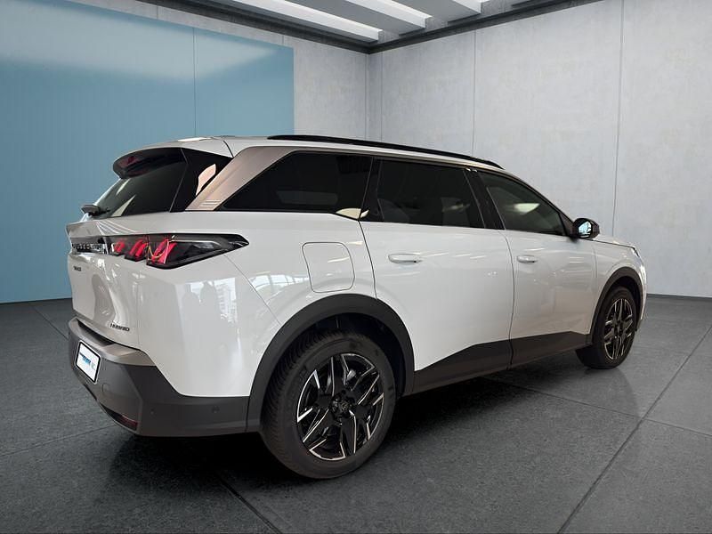Gebraucht Peugeot 5008 136 PS (100 kW) 2025 Weiß Van / Kleinbus