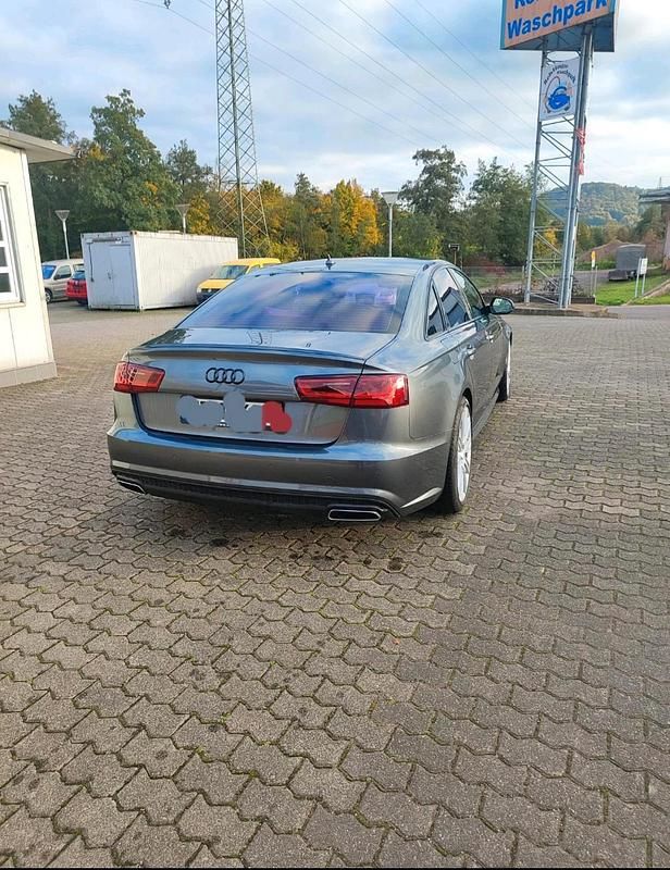 Gebraucht Audi A6 218 PS (160 kW) 2018 Grau Limousine