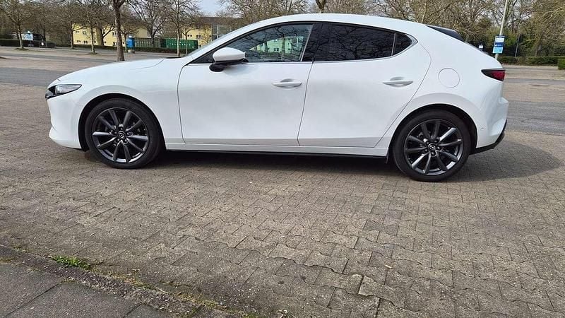 Gebraucht Mazda 3 150 PS (110 kW) 2021 Weiß Limousine