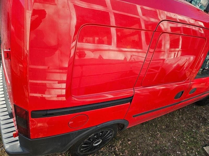 Gebraucht Opel Combo 75 PS (55 kW) 2011 Rot Van / Kleinbus