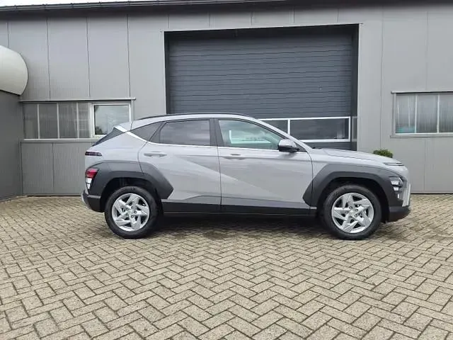 Neu Hyundai Kona Trend 150 PS (110 kW) 2026 Ecotronic grey ecotronic grey SUV
