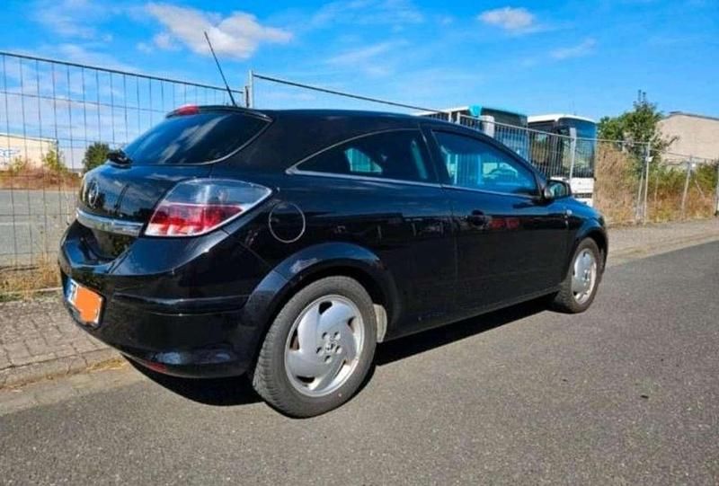 Gebraucht Opel Astra Innovation 140 PS (102 kW) 2009 Schwarz Limousine