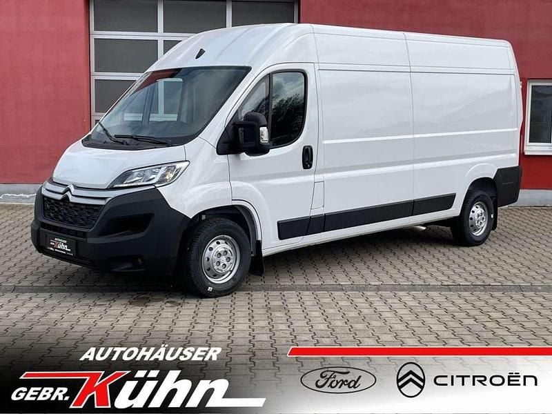 Eisweiß Gebraucht 2024 Citroën Jumper Van / Kleinbus | 29.469 € (Guter Preis) - Bild 1/3