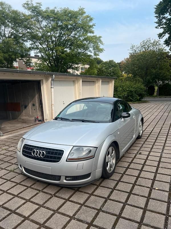 Silber Gebraucht 2000 Audi TT Coupé | 6.500 € (Teuer) - Bild 1/4