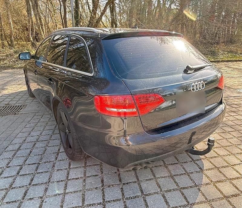 Gebraucht Audi A4 S-line plus 143 PS (105 kW) 2011 Schwarz Kombi