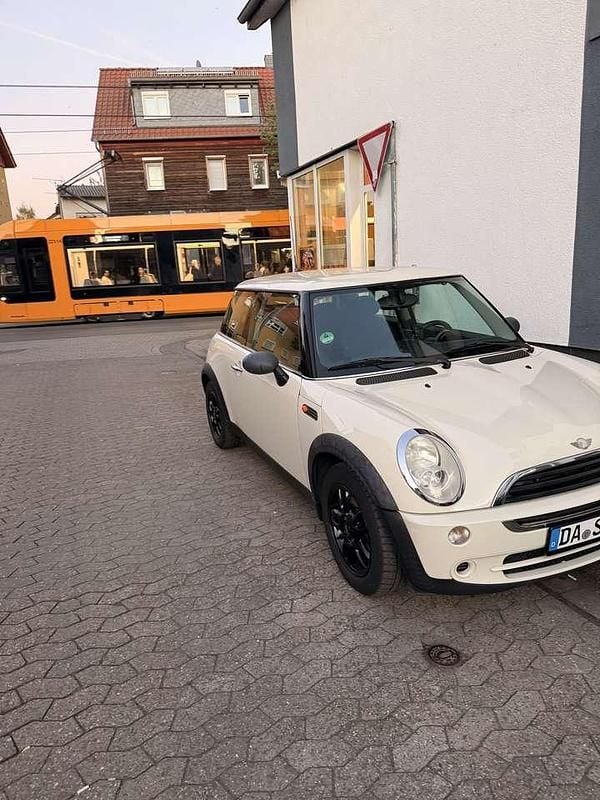 Second-hand Mini ONE 90 CP (66 kW) 2005 Hatchback