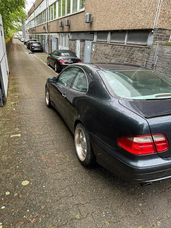 Gebraucht Mercedes CLK200 136 PS (100 kW) 2000 Andere farben Coupé