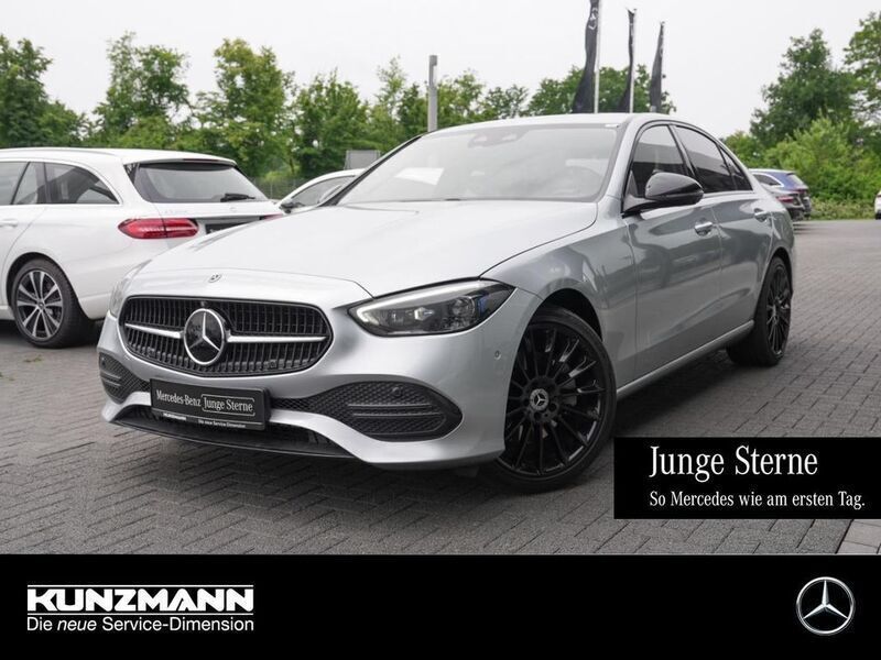 Hightechsilber metallic Gebraucht 2021 Mercedes C300 Avantgarde Limousine | 33.250 € (Guter Preis) - Bild 1/4