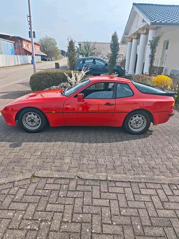 Gebraucht Porsche 944 163 PS (119 kW) 1985 Rot Coupé