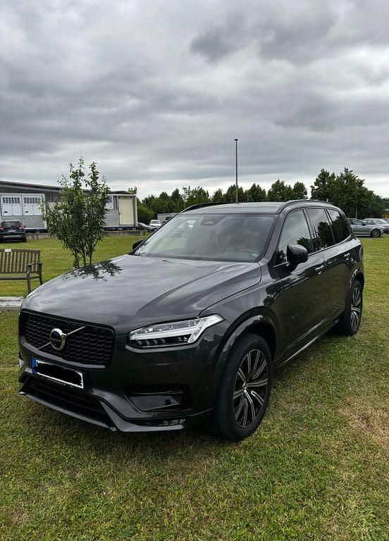 Gebraucht Volvo XC90 Ultimate 235 PS (172 kW) 2023 Grau SUV