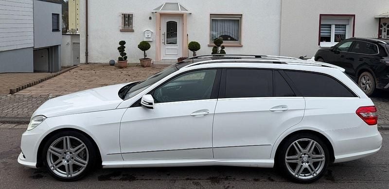 Gebraucht Mercedes E350 AMG 265 PS (194 kW) 2012 Weiß Kombi
