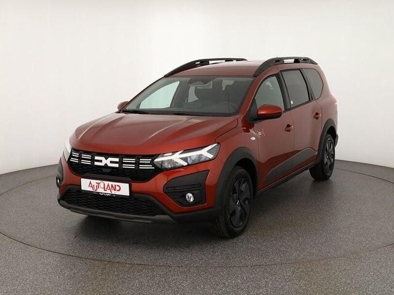 Braun Neu 2025 Dacia Jogger Expression Van / Kleinbus | 21.990 € (Fairer Preis) - Bild 1/4